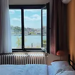 Wonder Homes 7- Ultra Luxury , 4br, 2ba Sea View Karakoey 아파트 *