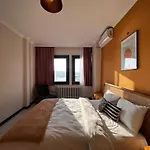 Wonder Homes 7- Ultra Luxury , 4br, 2ba Sea View Karakoey * 이스탄불