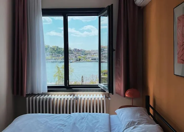 Wonder Homes 7- Ultra Luxury , 4br, 2ba Sea View Karakoey 公寓 *