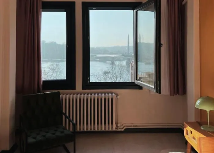Wonder Homes 7- Ultra Luxury , 4br, 2ba Sea View Karakoey 公寓 *