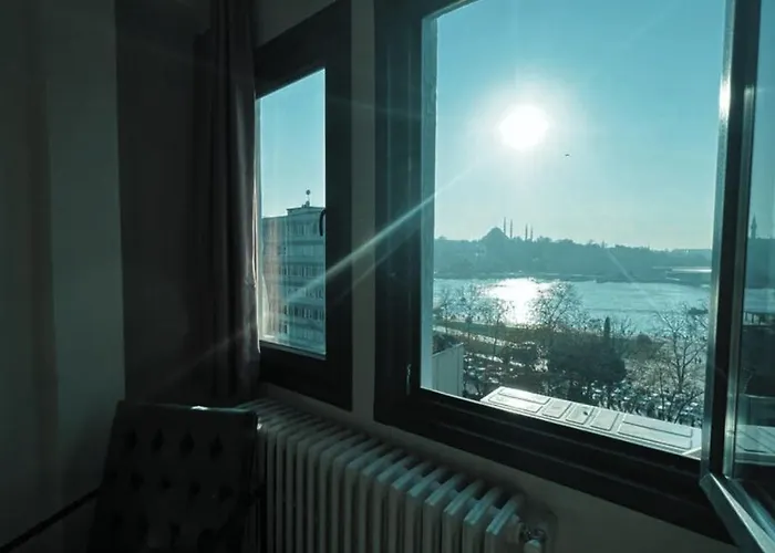 公寓 Wonder Homes 7- Ultra Luxury , 4br, 2ba Sea View Karakoey 伊斯坦布尔