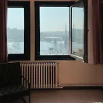 Wonder Homes 7- Ultra Luxury , 4br, 2ba Sea View Karakoey Apartment *