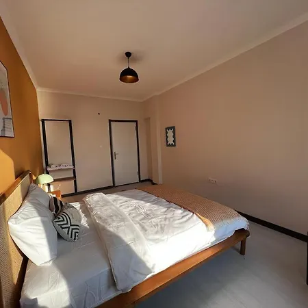 Wonder Homes 7- Ultra Luxury , 4br, 2ba Sea View Karakoey *