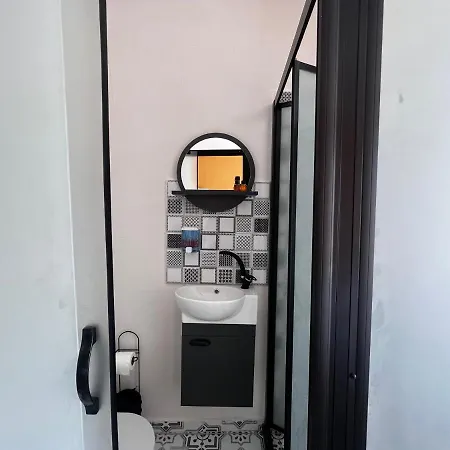 Wonder Homes 7- Ultra Luxury , 4br, 2ba Sea View Karakoey * Stambuł