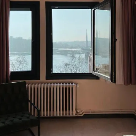 Wonder Homes 7- Ultra Luxury , 4br, 2ba Sea View Karakoey Apartament *